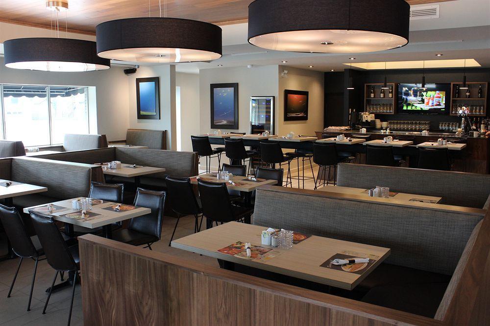 Hotel Baie Saint Paul Zewnętrze zdjęcie